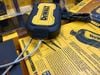 Sạc dự phòng đt dewalt DXMA2151643