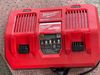 sạc nhanh Milwaukee M18 DFC 2 cổng