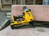 máy bắn đinh bê tông dewalt DCN890