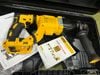 Máy khoan bê tông dùng pin Dewalt DCH263
