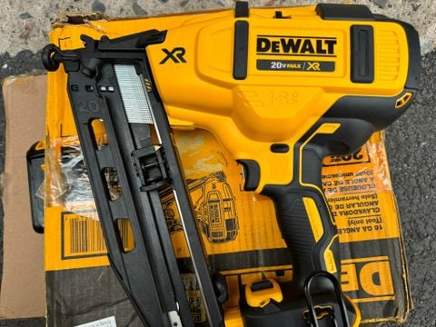 Bắn Đinh Pin Dewalt DCN660  20v mexico