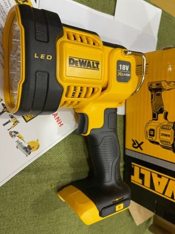 Đèn Led Dewalt dùng pin DCL043