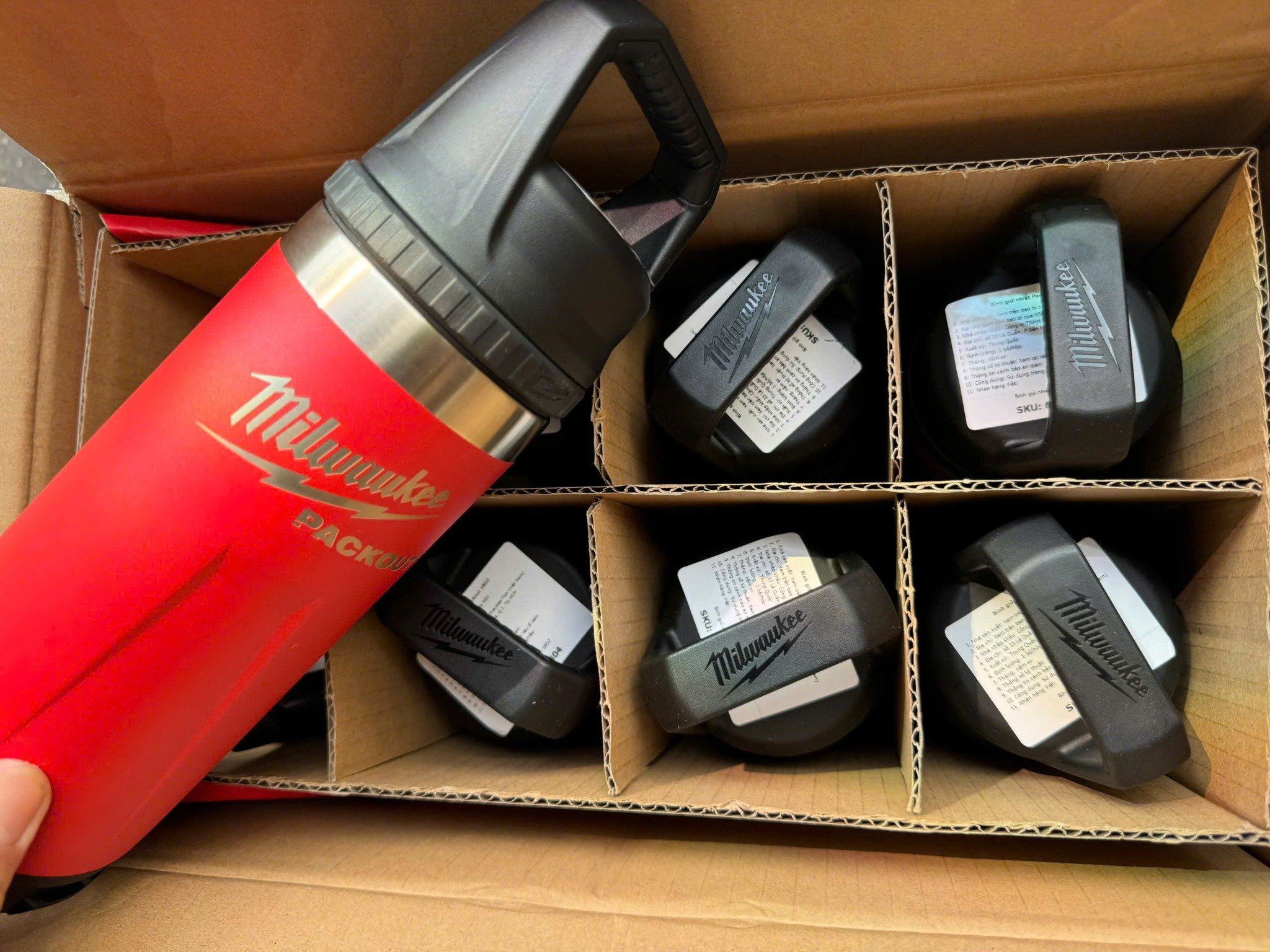 Bình giữ nhiệt Milwaukee Packout 48-22-8382