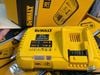 Bộ sạc nhanh 18V-60V Dewalt DCB117