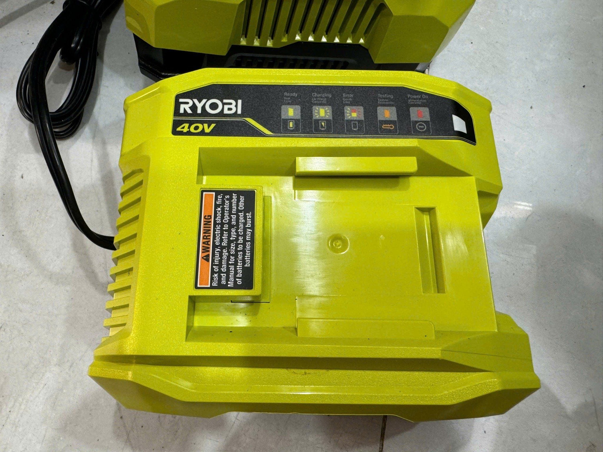 Sạc nhanh ryobi OP406VNM 220v 295w