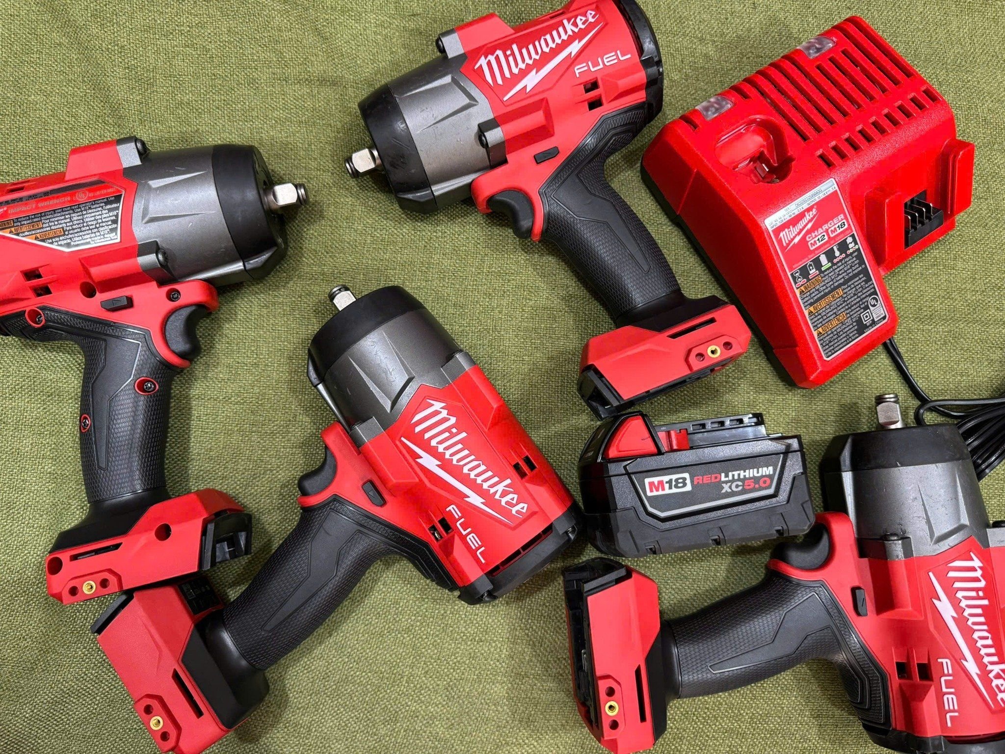 Combo máy siết bù lông Milwaukee M18 2967 lướt
