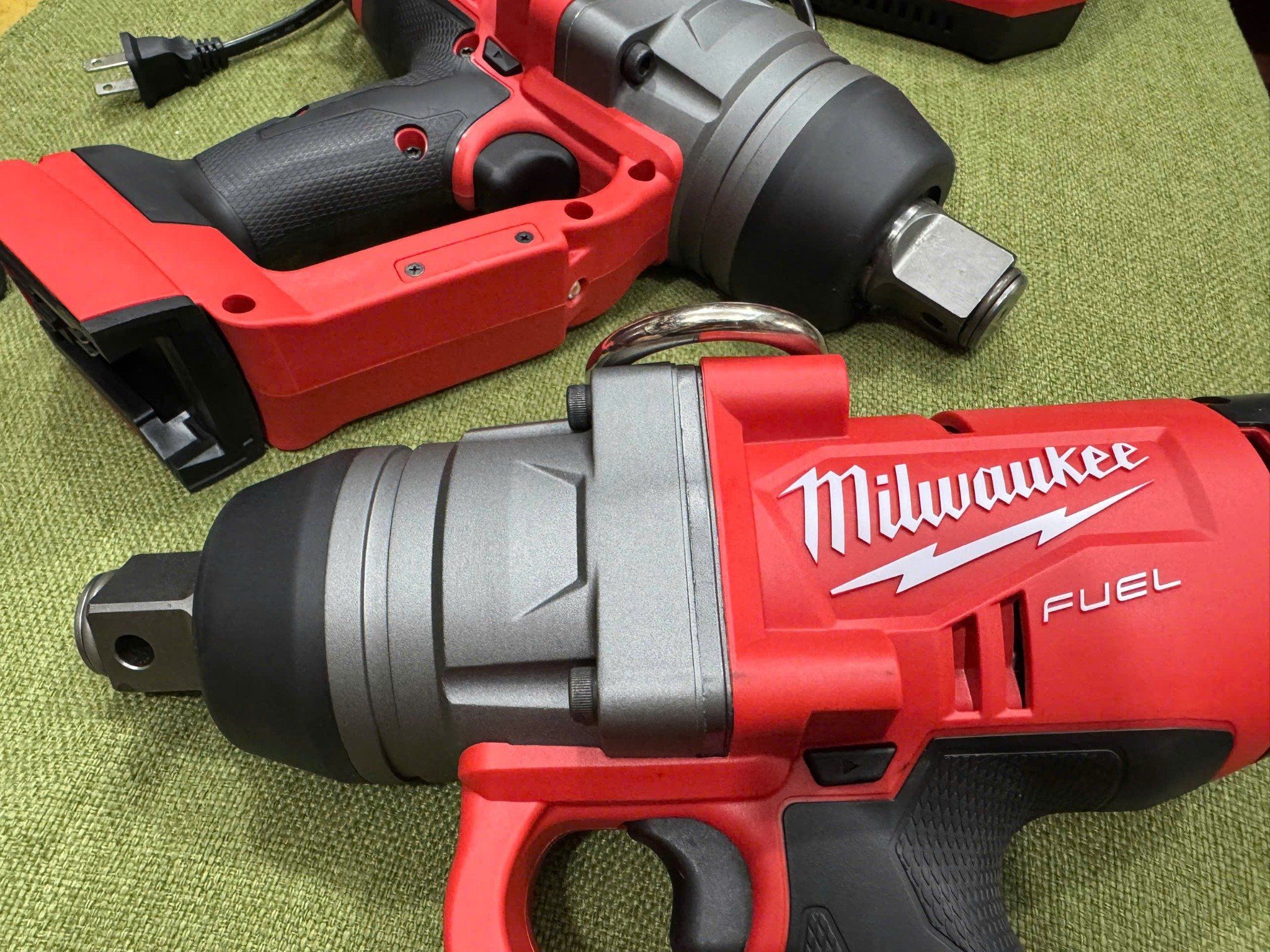 Nhân bản từ bù lông  Milwaukee 2867 ONEFHIWF1-0X0  ( Chưa Pin & Sạc )