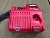 Đế sạc Milwaukee 12v-18v new