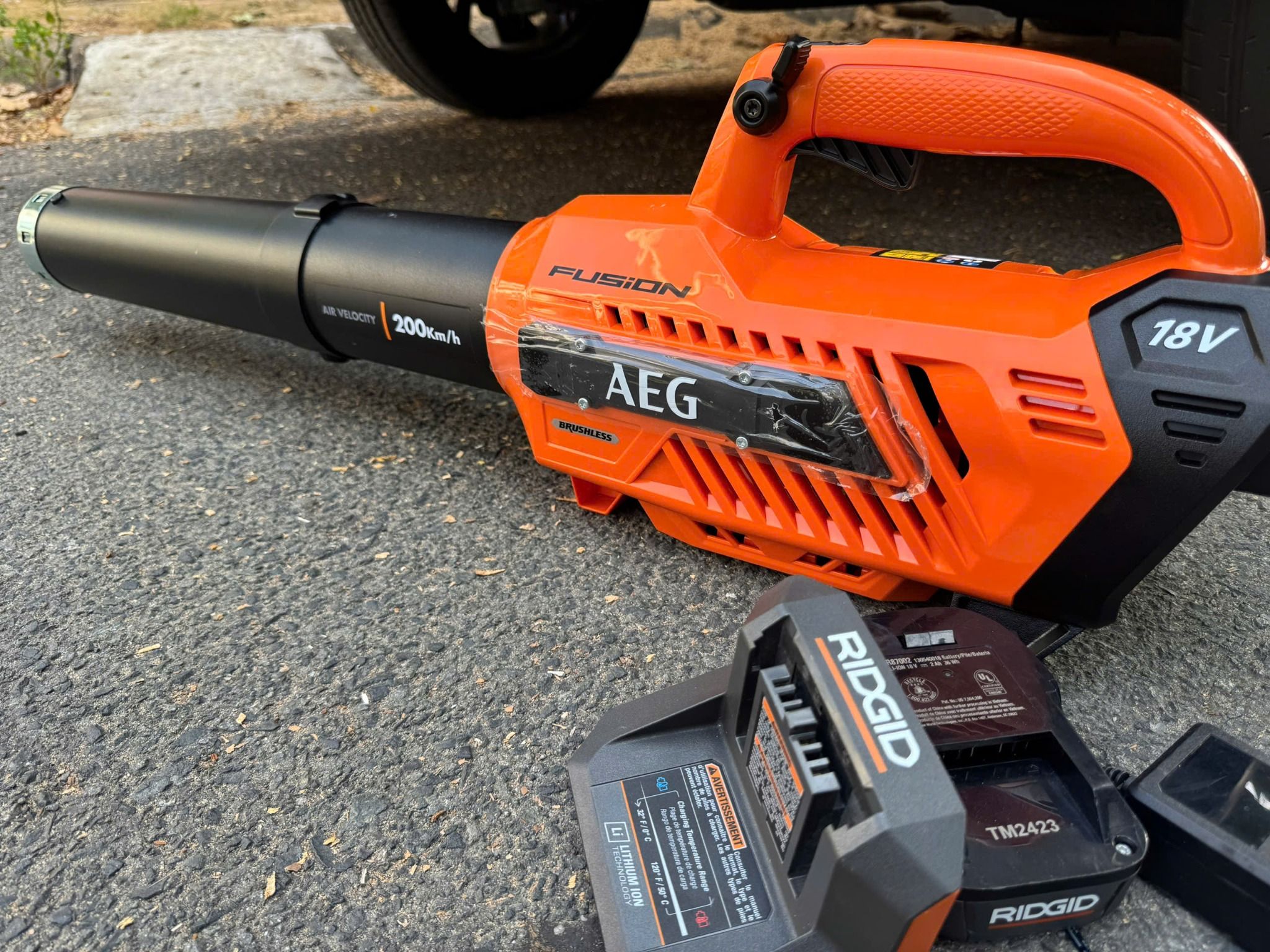Thổi phản lực Ridgid 58v siêu mạnh