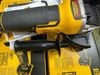 Máy mài pin Dewalt DCG413