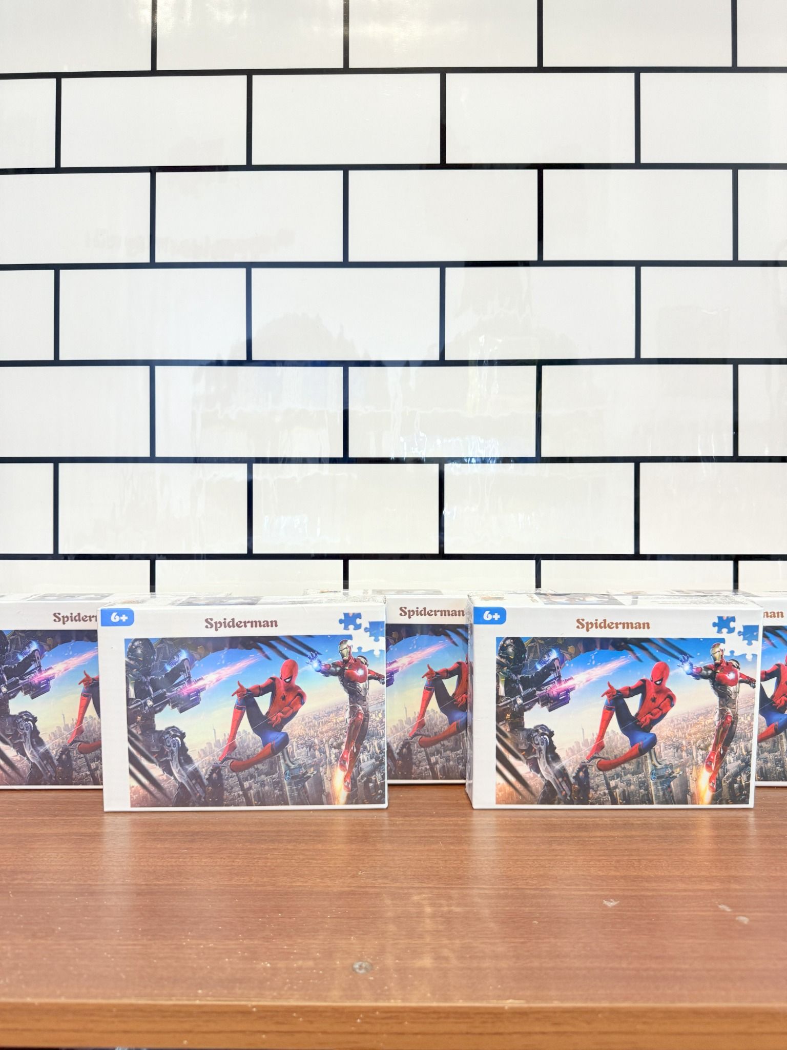  Đồ chơi xếp hình Minh Châu 150 mảnh 20x30cm Spiderman 