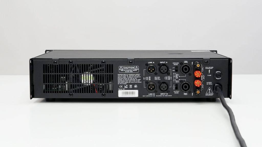 Cục đẩy công suất Dbacoustic KD500 Plus