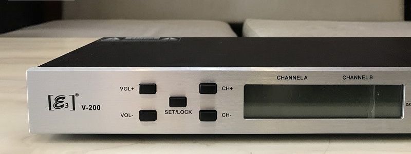 Micro không dây E3 V200