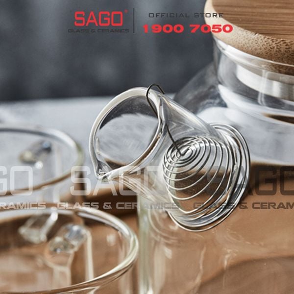  Deli GPH21 - Bộ Bình Thủy Tinh Deli Chịu Nhiệt Nắp Gỗ Có Khây Gỗ ( 01 Bình 1000ml + 4 Ly Chịu Nhiệt ) 