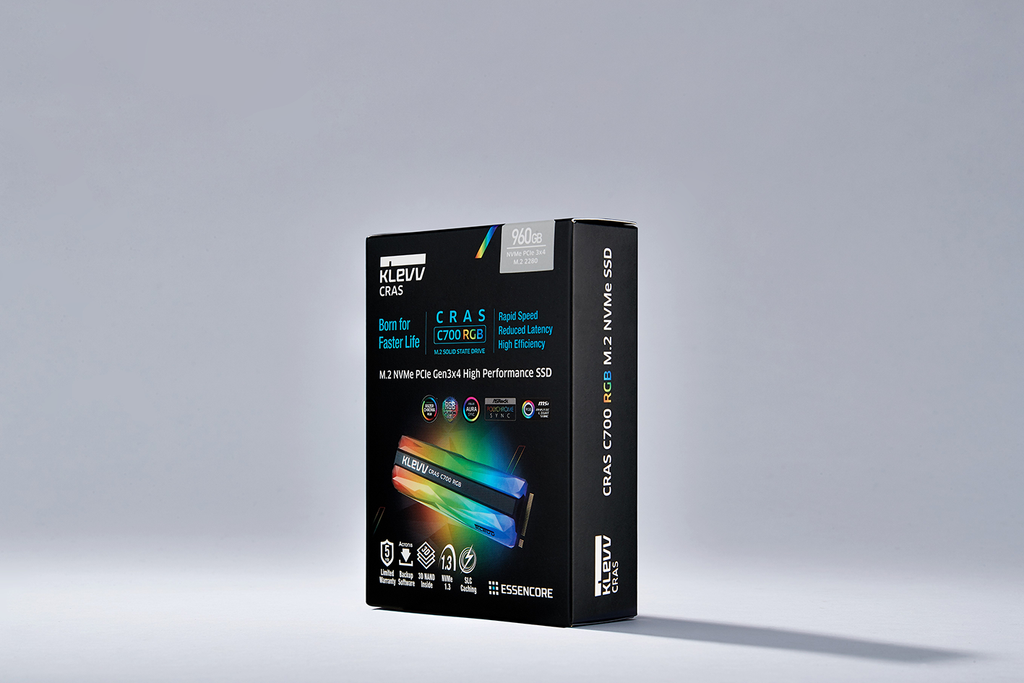 SSD Klevv CRAS C700 RGB 960GB M2 NVME Gen3x4