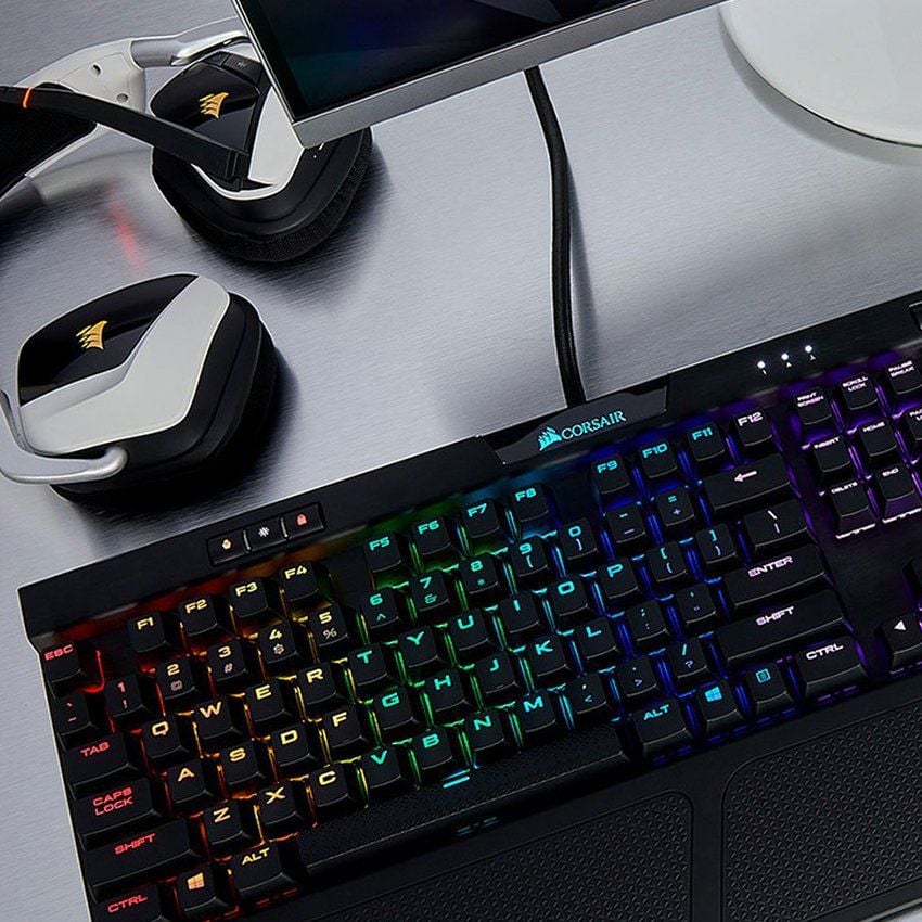 Bàn phím Corsair K70 RGB MK.2 Low Profile RAPIDFIRE Mechanical Gaming Keyboard — CHERRY® MX Low Profile Speed