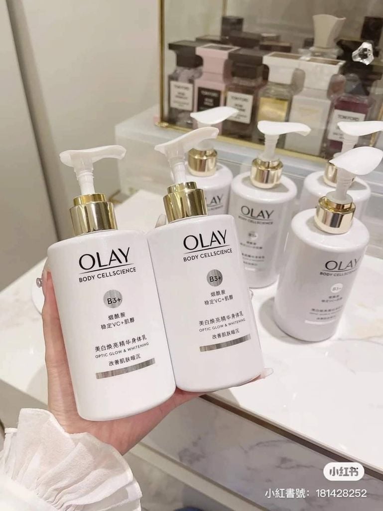 Sữa Dưỡng Thể Trắng Da Olay Body Cellscience Super Bright Whitening B3+ Dạng Tuýp 70ml