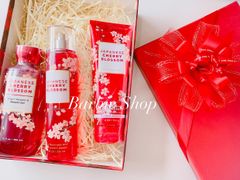 ( BODY MIST ) Xịt Thơm Toàn Thân Hoa Anh Đào Bath & Body Works Fine Fragrance Mist – Japanese Cherry Blossom (236ml)