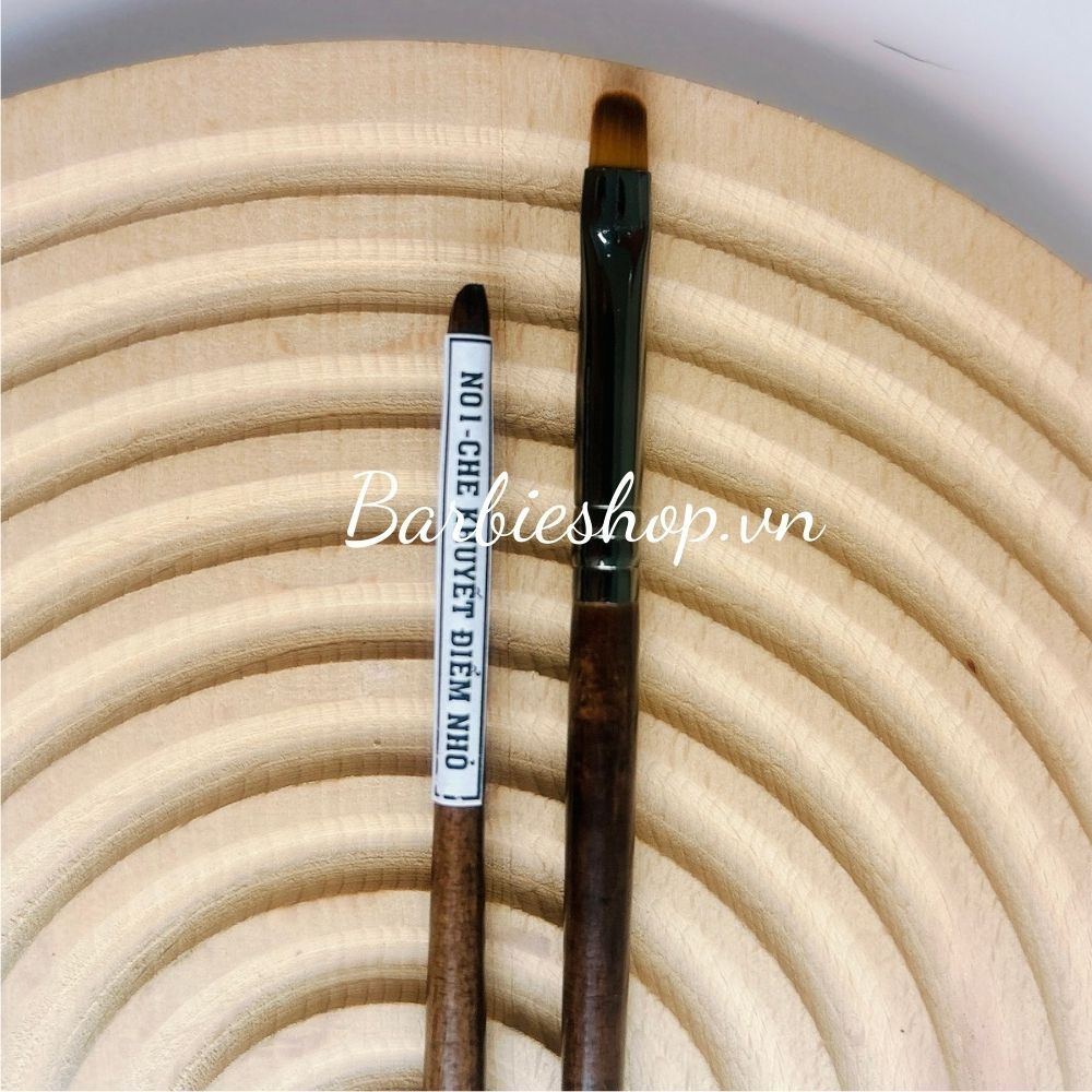 Cọ Lẻ Trang Điểm Lông Thú Thân Gỗ Lớn (L01 - L04)  - Nhỏ (N01 - N14)