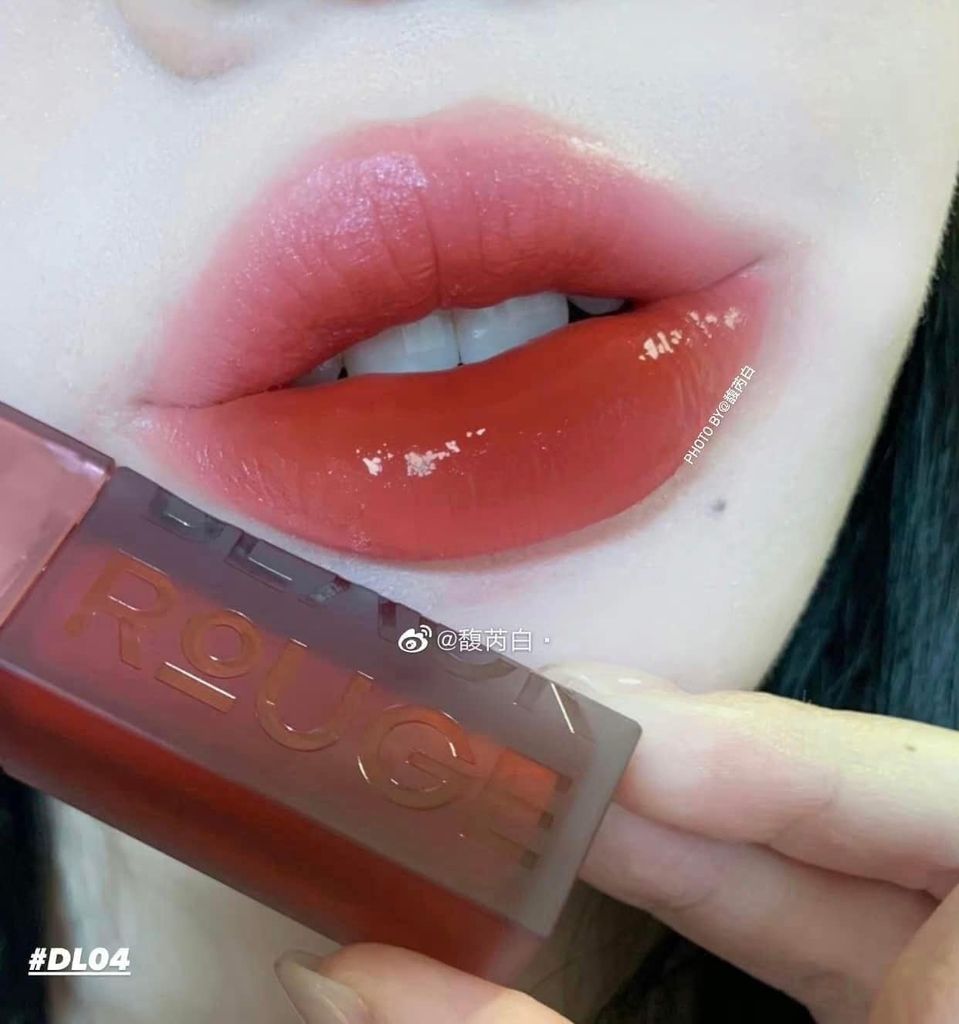 Son Kem Black Rouge Double Layer Over Velvet Gallery