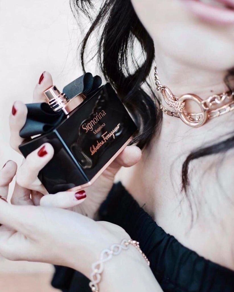 Nước Hoa Nữ Salvatore Ferragamo Signorina Misteriosa 30ml