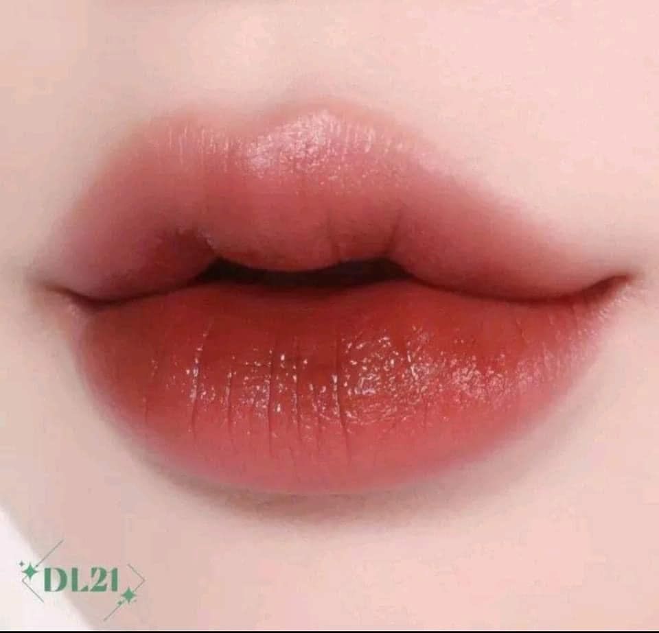 Son Kem Black Rouge Double Layer Over Velvet Gallery