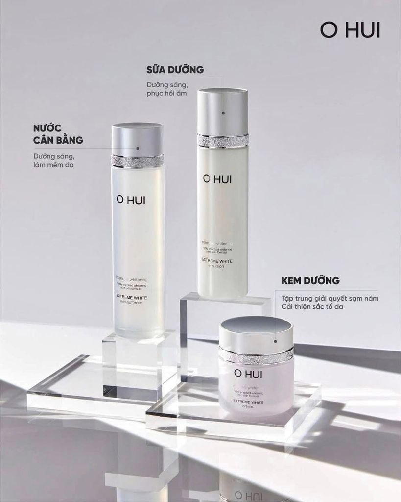 Sét Dưỡng Trắng Da OHUI Miracle Moisture / Extreme White Special Set Intensive Whitening