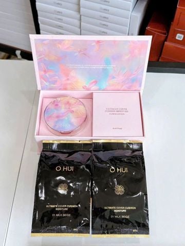 Phấn Nước Ohui Ultimate Cover Cushion Moisture (1 hộp +2 lõi)