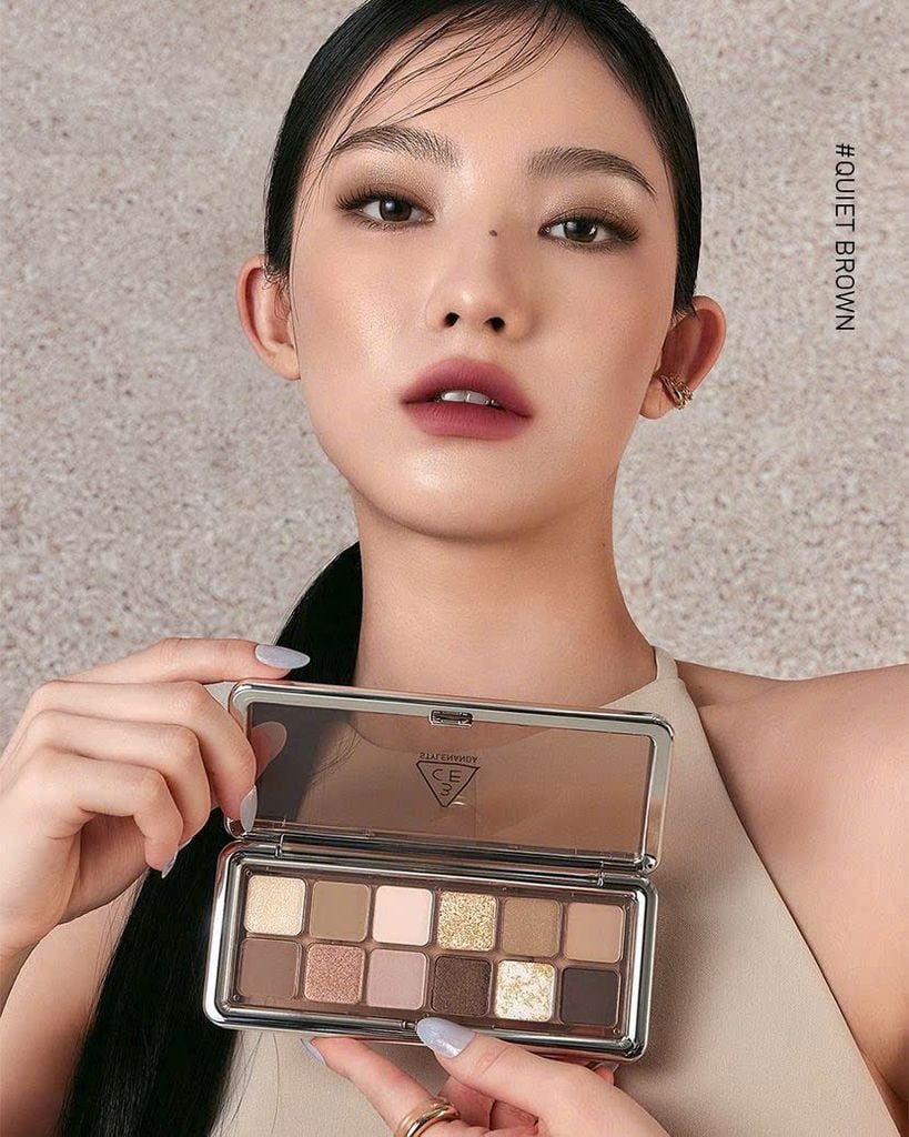 Màu Mắt 12 Ô 3CE New Take Eyeshadow Palette ( Raw Newtrals , Motion Frame , Creative Filter, Quiet Brown )