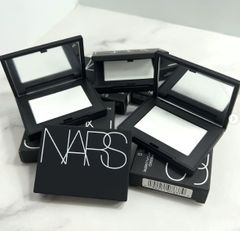 Phấn Phủ Nars Light Reflecting Setting Powder Pressed Translucent Crystal 5894