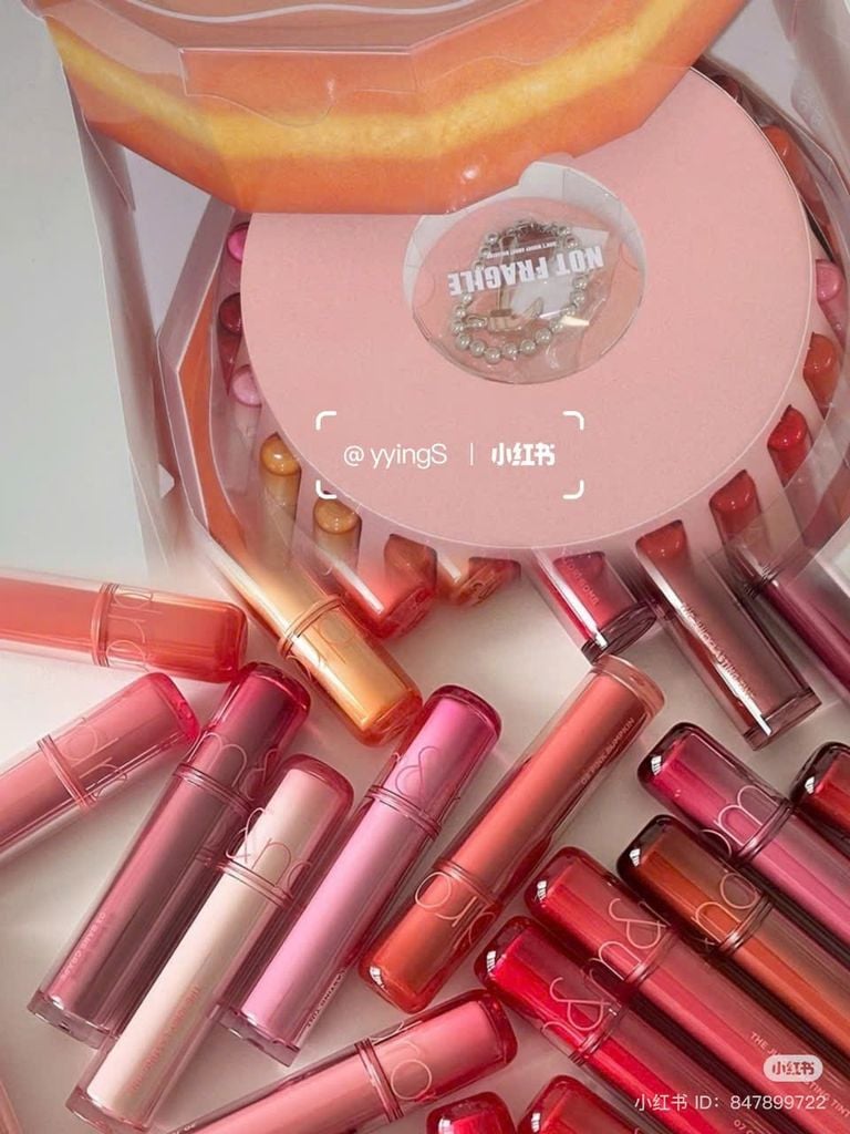 [ MẪU MỚI ] Son bóng Romand The Juicy Lasting Tint (tặng 1 mút mini)