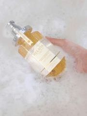 Sữa Tắm Trắng Da Weilaiya Niacinamide & Perfume Rose Whitening Shower Gel 450ml