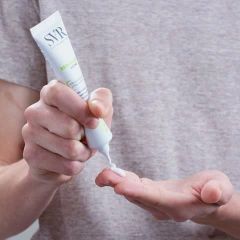Kem mặt giảm mụn SVR Active Gel Sebiaclear 40ml- dạng gel và kem