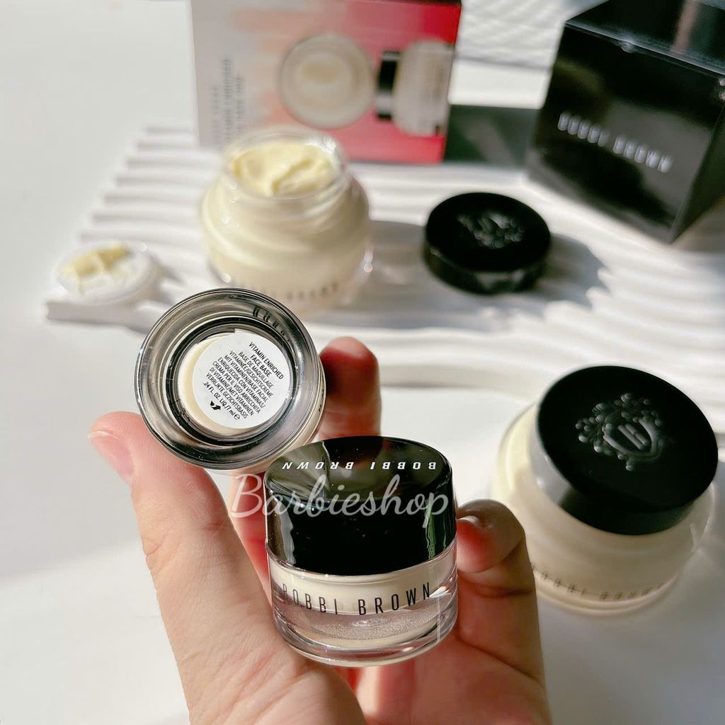Kem Lót Bobbi Brown Vitamin Enriched Face Base