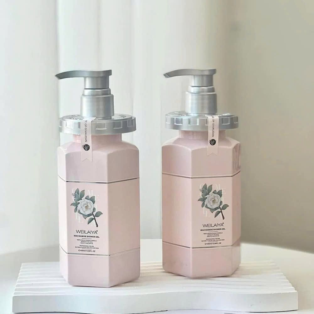 Sữa Tắm Trắng Da Weilaiya Niacinamide & Perfume Rose Whitening Shower Gel 450ml