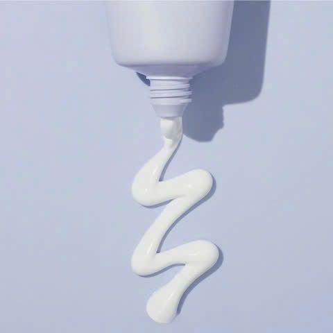 Kem Lót Nâng Tone Clio Wake Up Primer Tone Up - Blur 30ml