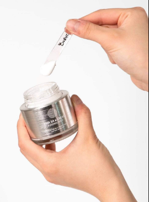 Kem Dưỡng Trắng Da Cá Hồi Salmon Oil / HWA SA A CREAM Brightening Tone Up - CRE8SKIN 80g