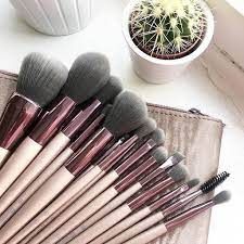 Bộ Cọ Trang Điểm BH Cosmetics Lavish Elegance 15 Cây Kèm Túi Đựng