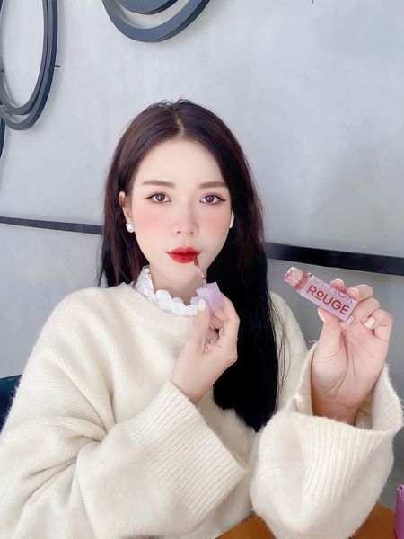 Son Kem Black Rouge Double Layer Over Velvet Gallery