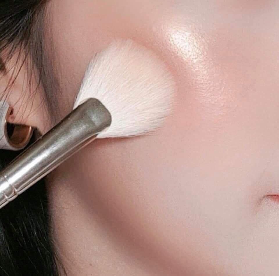 Phấn Bắt Sáng Catrice Glow Lover Highlighter