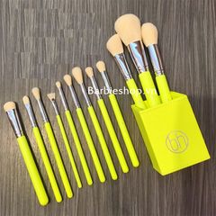 Bộ Cọ Trang Điểm BH Cosmetics Color Festival Brush Set With Angled Brush Holder 12 Cây - cọ ống xanh chuối