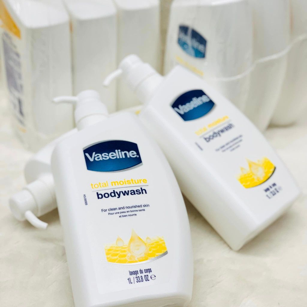 Sữa Tắm Dưỡng Ẩm Vaseline Total Moisture 1L