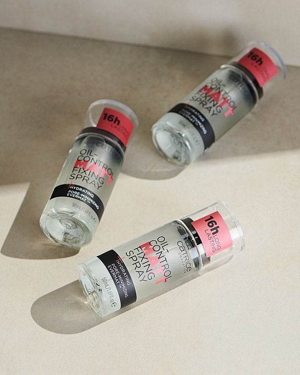 Xịt Khoá Nền Trang Điểm Catrice Oil-Control Matt Fixing Spray 16H Long Lasting 50ml