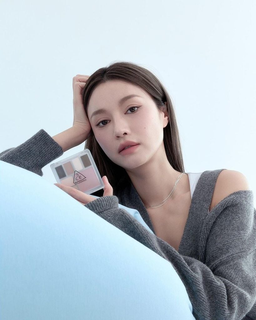 Bảng Màu Mắt - Bắt Sáng - Má Hồng- Tạo Khối Đa Năng 3CE All Rounder Face Palette