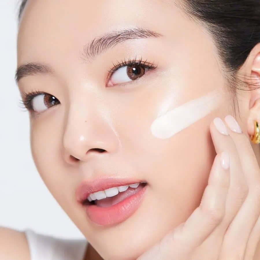 Kem Lót Bobbi Brown Vitamin Enriched Face Base