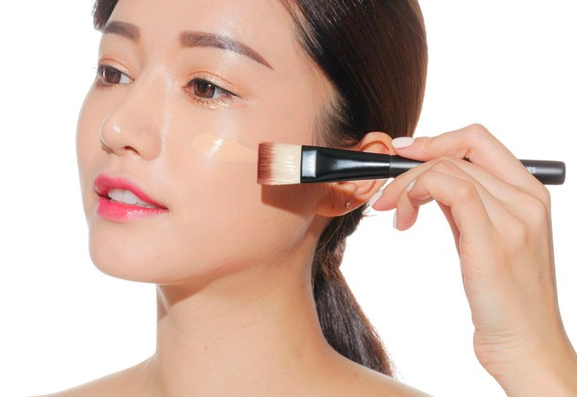 Kem Nền Che Khuyết Điểm Hoàn Hảo E'Zup 3D Foundation 35ml - Tone #21 Natural