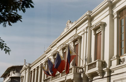  필리핀 영사의 합법화 