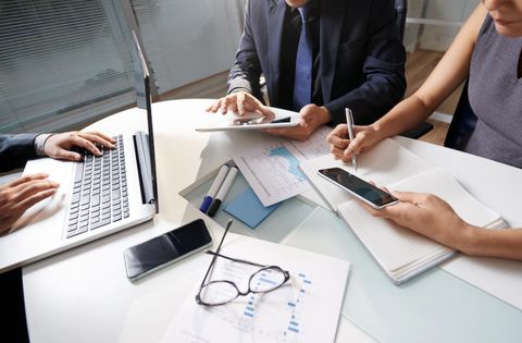  베트남에서 근무하는 외국인근로자의 능력 조건 