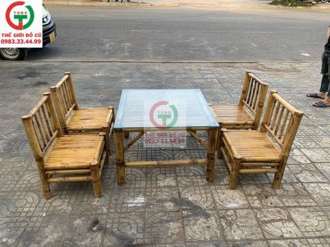 Bàn và ghế ĂN GỖ TRE THANH LÝ