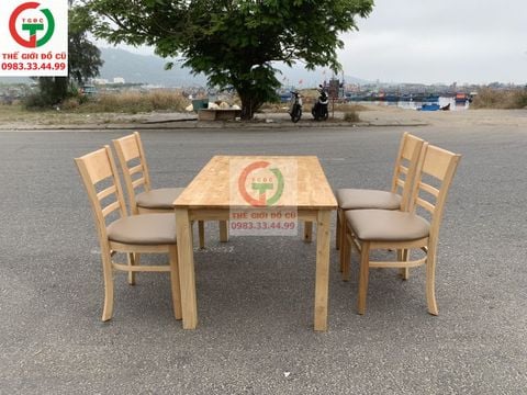 BÀN GHẾ ĂN CABIN